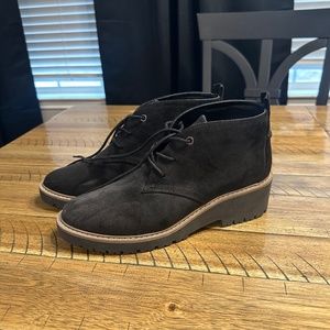 White mountain size 11 boots